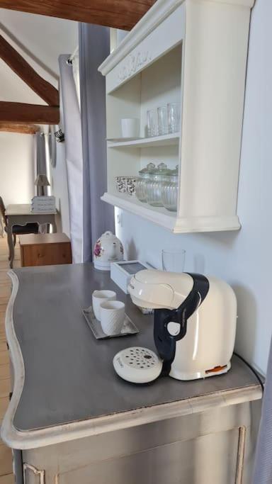 Belle Suite Dans Corps De Ferme - Logement Alicia Villiers-sous-Grez Kültér fotó